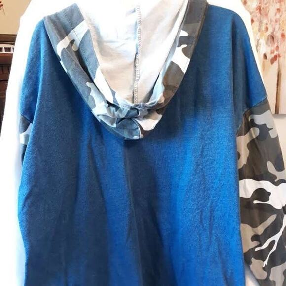 Oversized Knit Sweatshirt Kaktus Size L Blue Body Camo Sleeves & Hood Soft - Picture 5 of 5